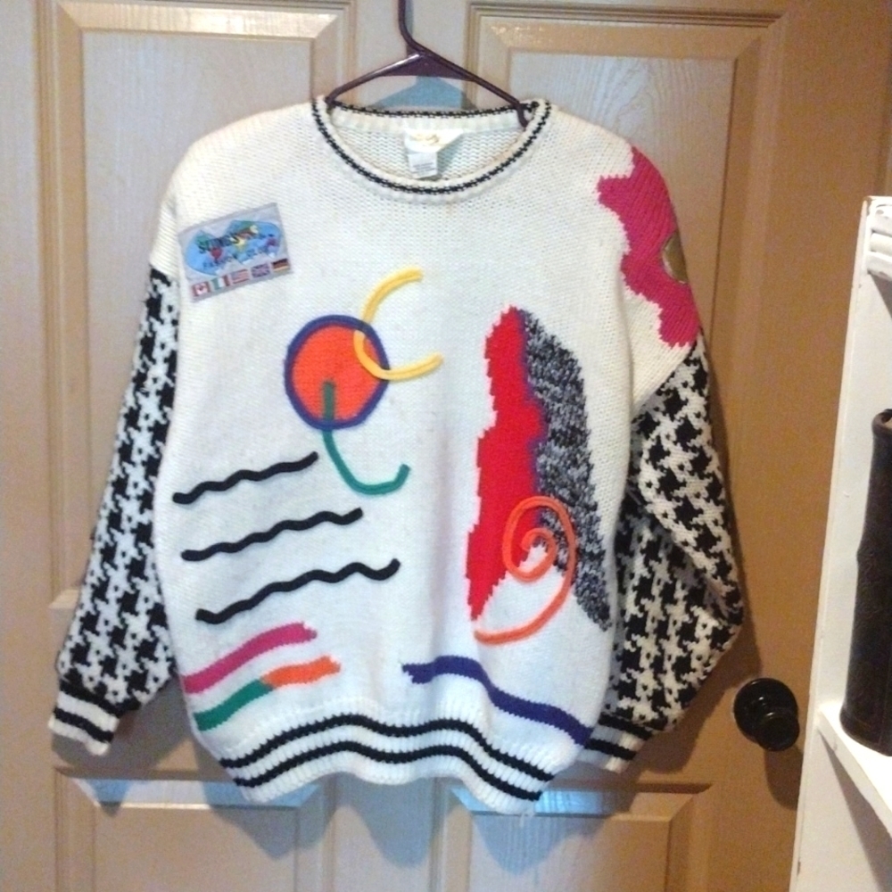 Ladies Sweater by LILY of CALIFORNIA